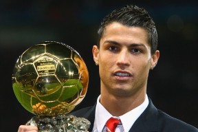 女篮青年队强化横移步伐提升外围防守表现，青年女篮国家队名单