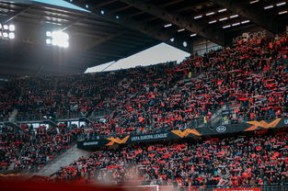 中国 basketball 观众体验提升策略包括音响场地视觉设计，basketballview