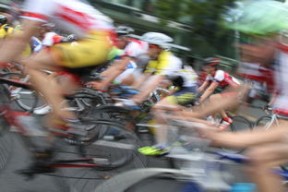 APP下载 LY Sports-世界杯中国队迎战 球迷激情点燃全场，世界杯赛中国队