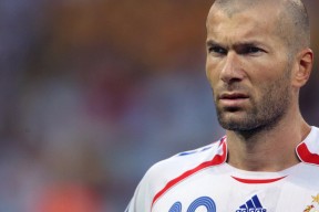 哈兰德打破进球荒，曼城锋霸重拾射门靴，哈兰德曼联转会费