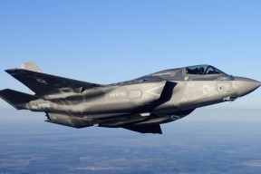 乐鱼电竞在线平台-英超冠军悬念：谁能笑到最后？，英超冠军统计