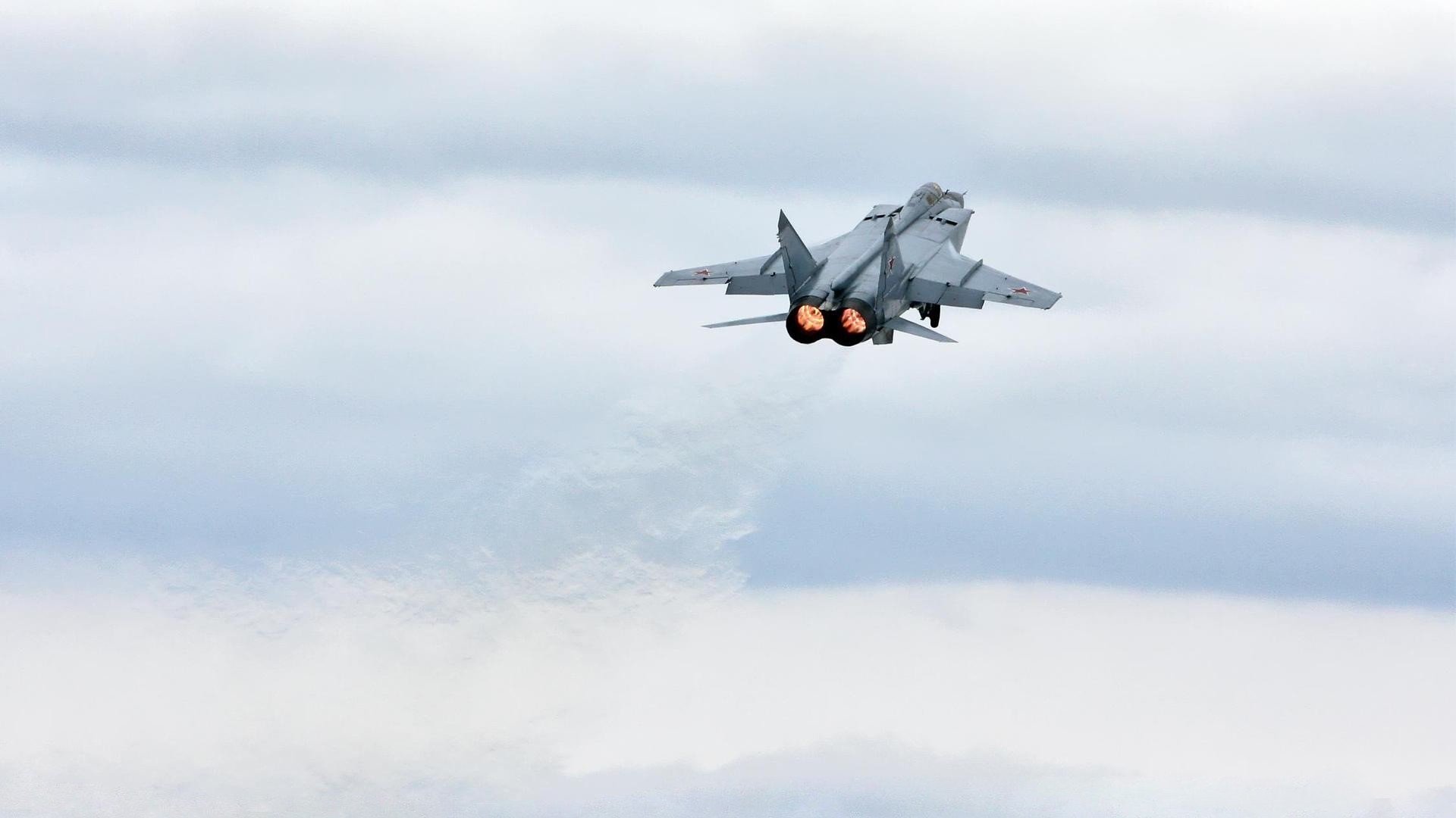 比赛节奏失衡阶段球队临场调整是否能有效逆转比分,比赛节奏是什么意思