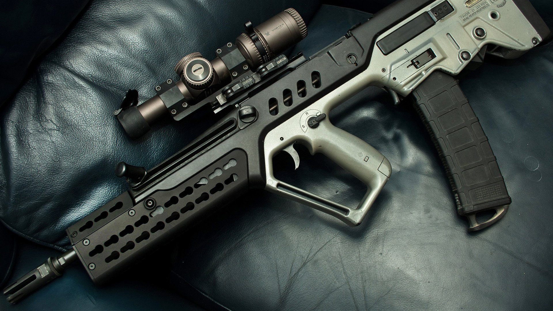 艾比·德尔福:为南非队提供坚实防线,确保零失球纪录,艾比·莱德·弗特