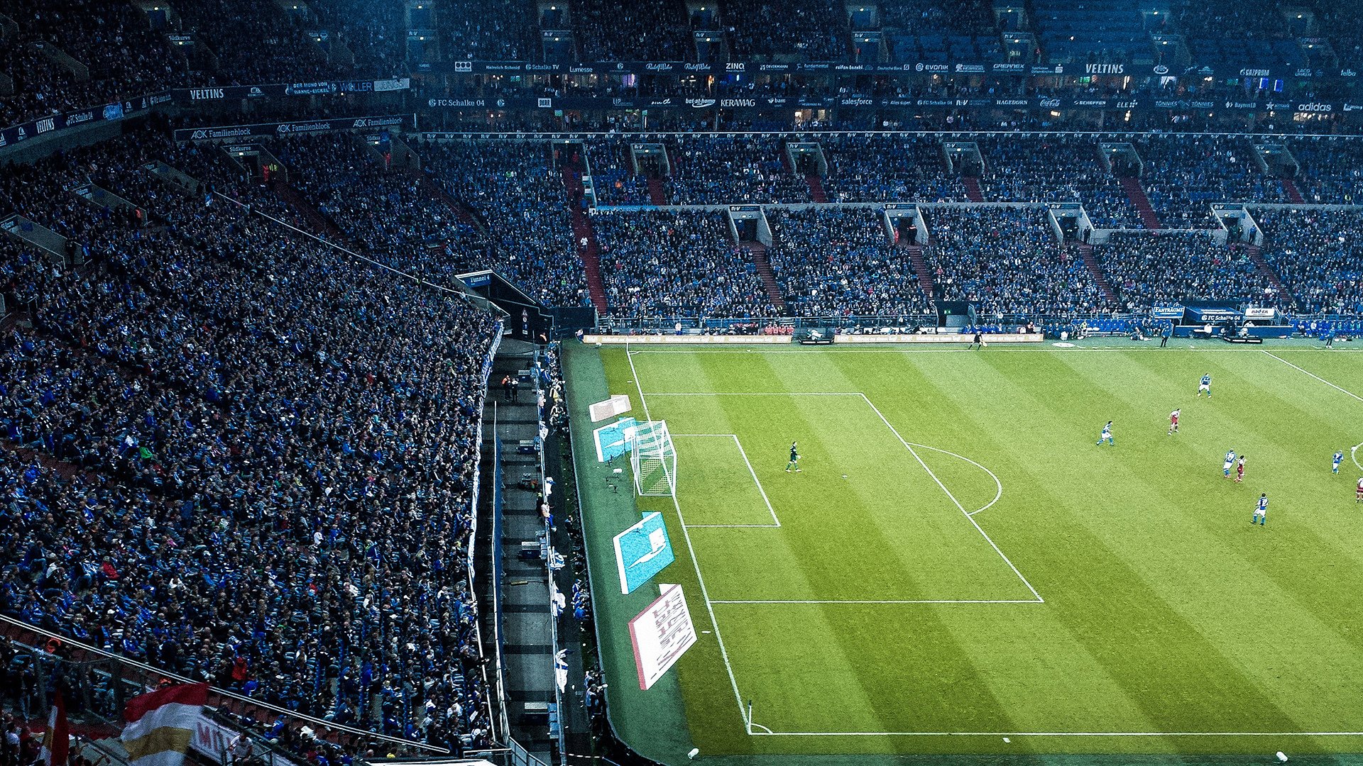 英超争冠最后一轮：悬念激烈，精彩纷呈！，英超最后一轮保级形势