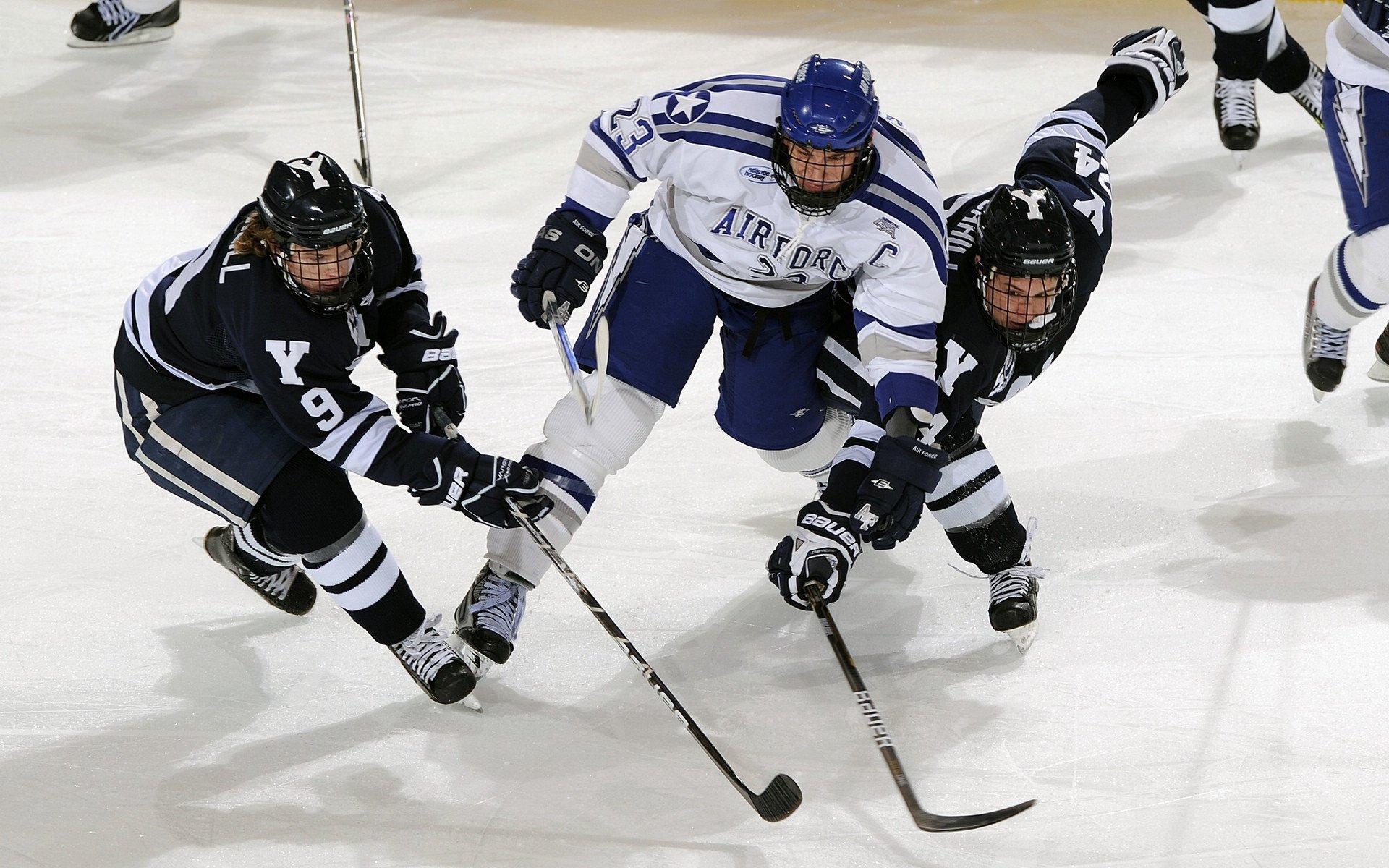 西甲战火再燃：火力全开，精彩纷呈，西甲战队