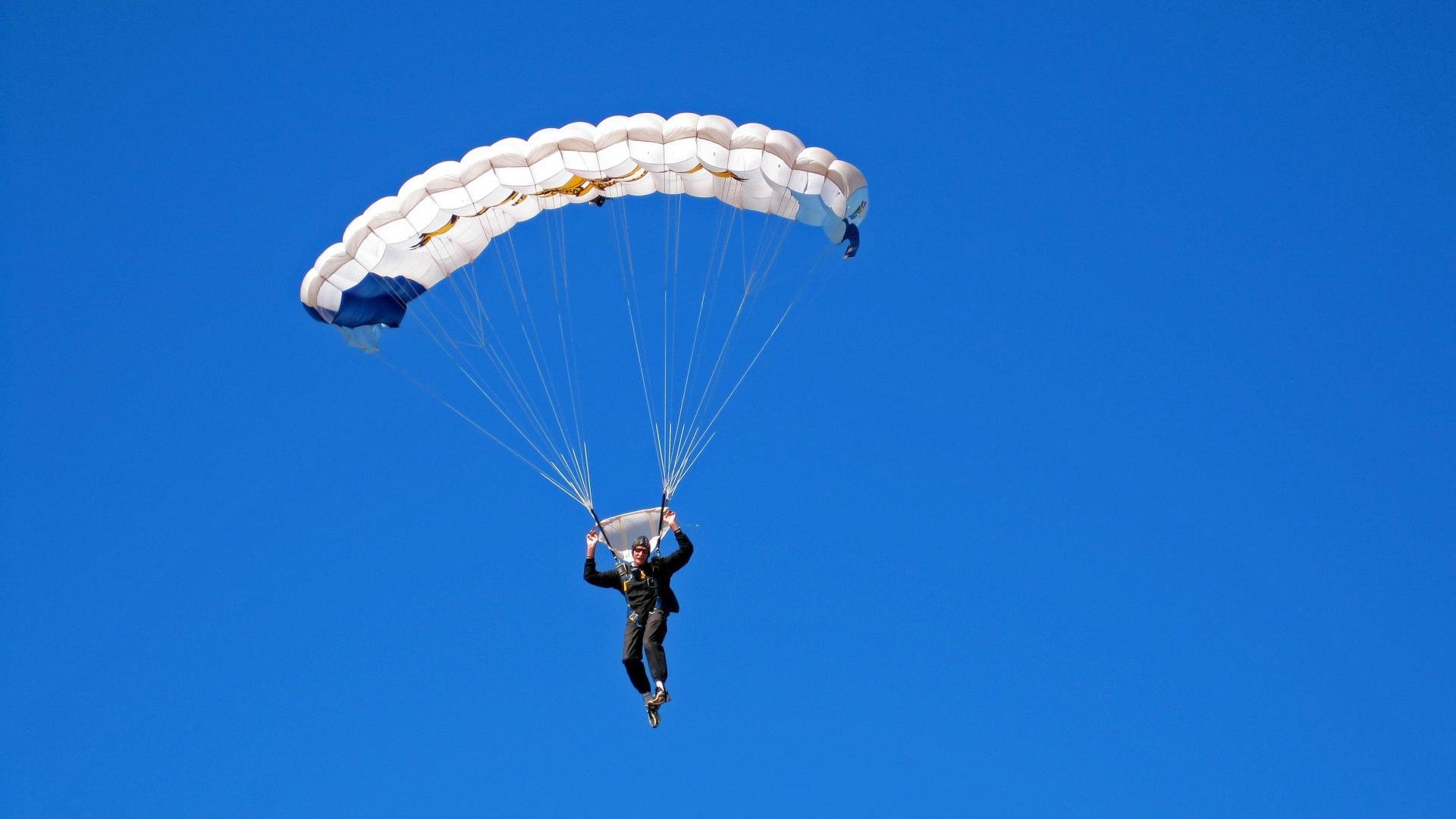 屠光绍关于惠金融功能深化的四条新建议，金融惠民政策有哪些